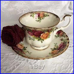 Royal Albert Old Country roses Ninety piece set