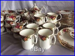 Royal Albert Old Country roses Ninety piece set