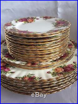 Royal Albert Old Country roses Ninety piece set