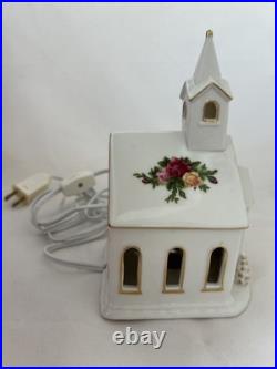 Royal Albert Old country roses Lighted Church