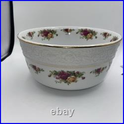 Royal Albert Old country roses large salad bowl 10.5 X 5.25 Stunning