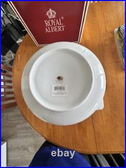 Royal Albert Old country roses large salad bowl 10.5 X 5.25 Stunning