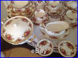 Royal Albert Old country roses tea and dinner set