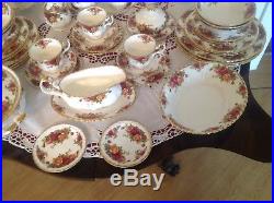 Royal Albert Old country roses tea and dinner set