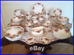 Royal Albert Old country roses tea and dinner set