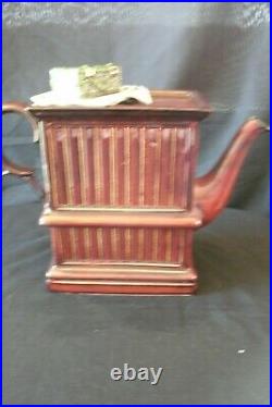 Royal Albert / Paul Cardew Large Welsh Dresser Old Country Roses Teapot