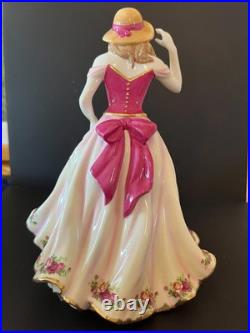 Royal Albert Porcelain Figure of the Year 2009 Old Country Roses Rose New withtag