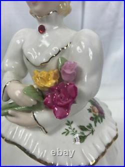 Royal Albert Rare 1962 Old Country Roses Victorian Lady Candy /Cookie Jar 9.5