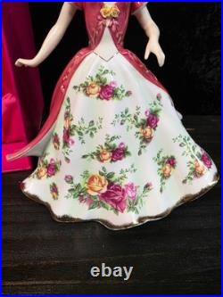 Royal Albert Royal Doulton Pretty Lady Old Country Roses Figurine