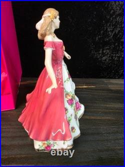 Royal Albert Royal Doulton Pretty Lady Old Country Roses Figurine