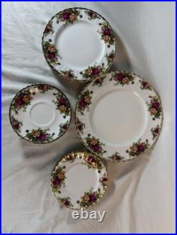 Royal Albert Traditional Fine Bone China Old Country Roses 14 Piece Set 1962