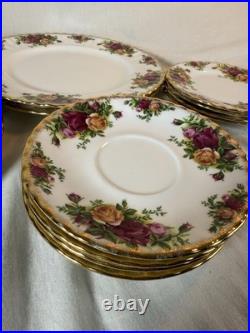 Royal Albert Traditional Fine Bone China Old Country Roses 14 Piece Set 1962