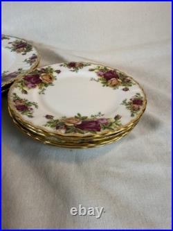 Royal Albert Traditional Fine Bone China Old Country Roses 14 Piece Set 1962