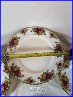 Royal Albert Traditional Fine Bone China Old Country Roses 14 Piece Set 1962