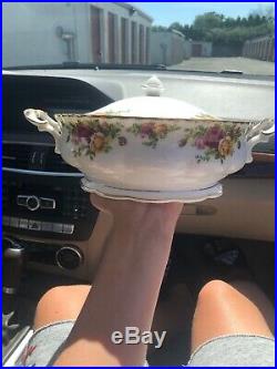 Royal Albert Vintage Old Country Roses Round Covered Vegetable Bowl Excellent