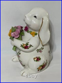 Royal Albert bunny old country roses figurine Royal Albert bunny old country roses figurine