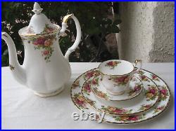 Royal Albert (new) Old Country Roses 1962 England Coffee Pot/cup-saucer 6 Pieces