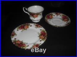 Royal Albert'old Country Roses' 22 Piece Tea Set 1st