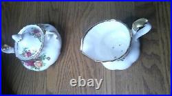 Royal Albert old country roses Tea pot, Sugar bowl & Creamer 3 piece set Z114