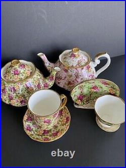 Royal Albert old country roses chintz teapot retired 1999