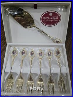 Royal Albert old country roses gold plated & fine porcelain cake forks & slicer