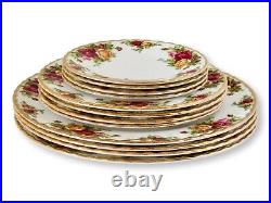 Royal Albert plate set (Old country roses) set of 12