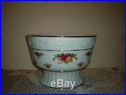 Royal Albertold Country Roses Rare Large Sculpted Footed Serving/punch Bowl