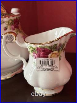 Royal Doulton Old Country Roses 3 Piece Bone China Tea Set Mint in Box