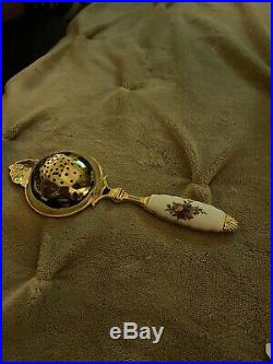 Royal Doulton Old Country Roses Collection Tea Strainer