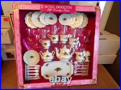 Royal Doulton Old Country Roses Plastic 46-Piece Tea Play Set @1997 NIB