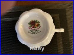 Royal albert old country roses 40 piece china set service for 8 plus accessories