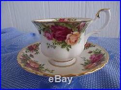 Royal albert old country roses 6 tea cups & saucers england tea set 2 avaiable Royal albert old country roses 6 tea cups & saucers england tea set 2 avaiable