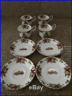 Royal albert old country roses Christmas Magic SET OF 4 CUPS AND SAUCERS