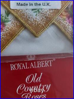 Royal albert old country roses Oval Tablecloth 170cm x 220cm, 8 Napkins. NEW