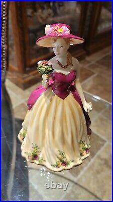Royal albert old country roses figurine. OLD COUNTRY ROSE NWT