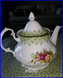 Royal albert old country roses green trim teapot