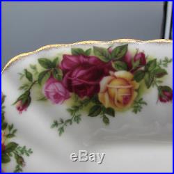SET OF FOUR Royal Albert Bone China OLD COUNTRY ROSES 9-3/8 Square Trays