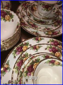 Set 63 Pc. Royal Albert Old Country Roses Dinner Plate Place Platter Bowls Cup