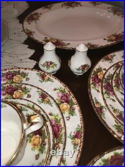 Set 63 Pc. Royal Albert Old Country Roses Dinner Plate Place Platter Bowls Cup