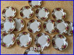 Set of 17 Royal Albert 1962 Old Country Roses Bread Plates Un Used