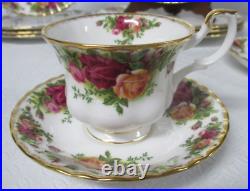 Set of 4 Royal Albert Old Country Roses 20 Piece 5 Piece Place Settings