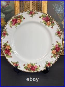 Set of 5-Royal Albert Old Country Roses Fluted Dinner Plates, 10 3/8