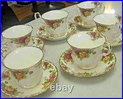 Set of 6 Vintage 1962 Royal Albert Old Country Roses Tea/Coffee Cups & Saucers
