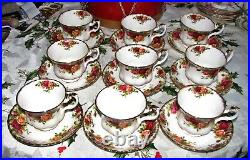 Set of 9 Vtg Royal Albert Old Country Roses Cups & Saucers