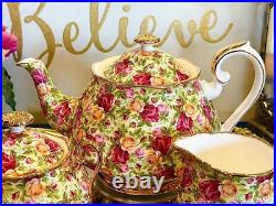 Stunning! VINTAGE ROYAL ALBERT Old Country Roses CHINTZ 5 Pieces Tea Set. Mint