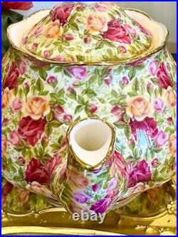 Stunning! VINTAGE ROYAL ALBERT Old Country Roses CHINTZ Large Teapot. Mint