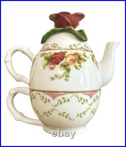 Tea For One Cup Set & Teapot Royal Albert Old Country Roses 28831-433 1962