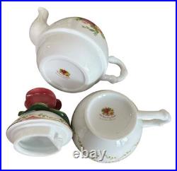 Tea For One Cup Set & Teapot Royal Albert Old Country Roses 28831-433 1962
