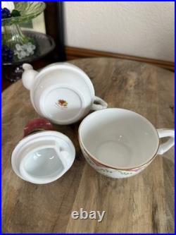 Tea For One Cup Set & Teapot Royal Albert Old Country Roses 28831-433 1962