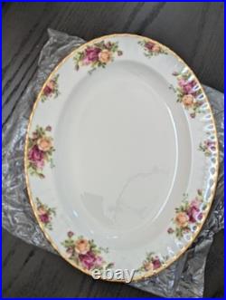 UNUSED IN ORIGINAL PLASTIC Vintage Royal Albert Old Country Roses 62-Pc Dinner